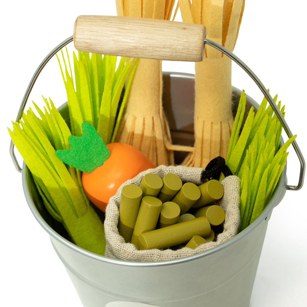 By Astrup Vatten- och foderspand för käpphäst, Utan tillbehör