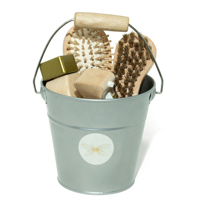 By Astrup Vatten- och foderspand för käpphäst, Utan tillbehör