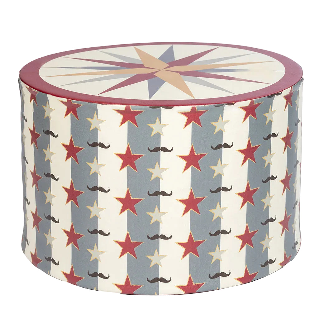 By Astrup Vintage Circus scenepodie