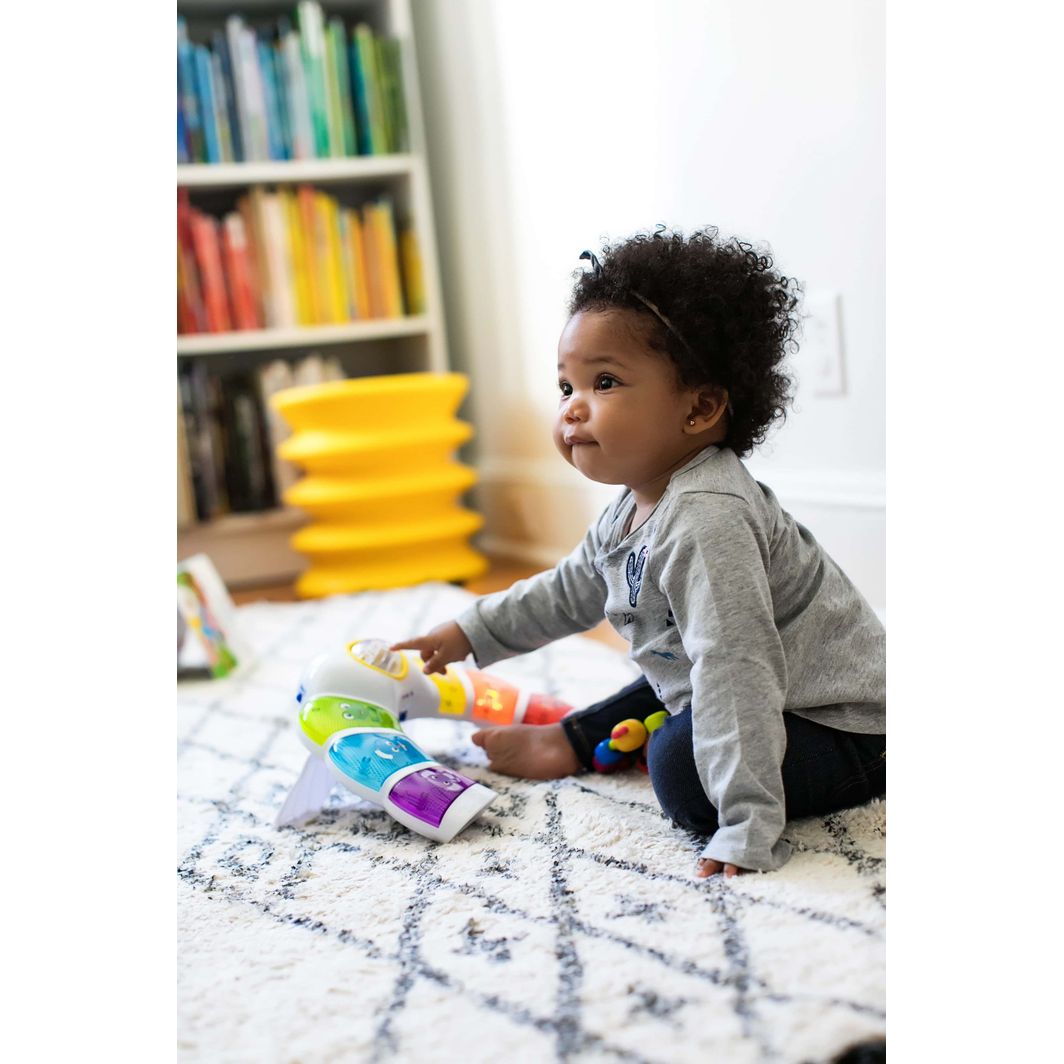 Baby Einstein babyleksaker, Light &