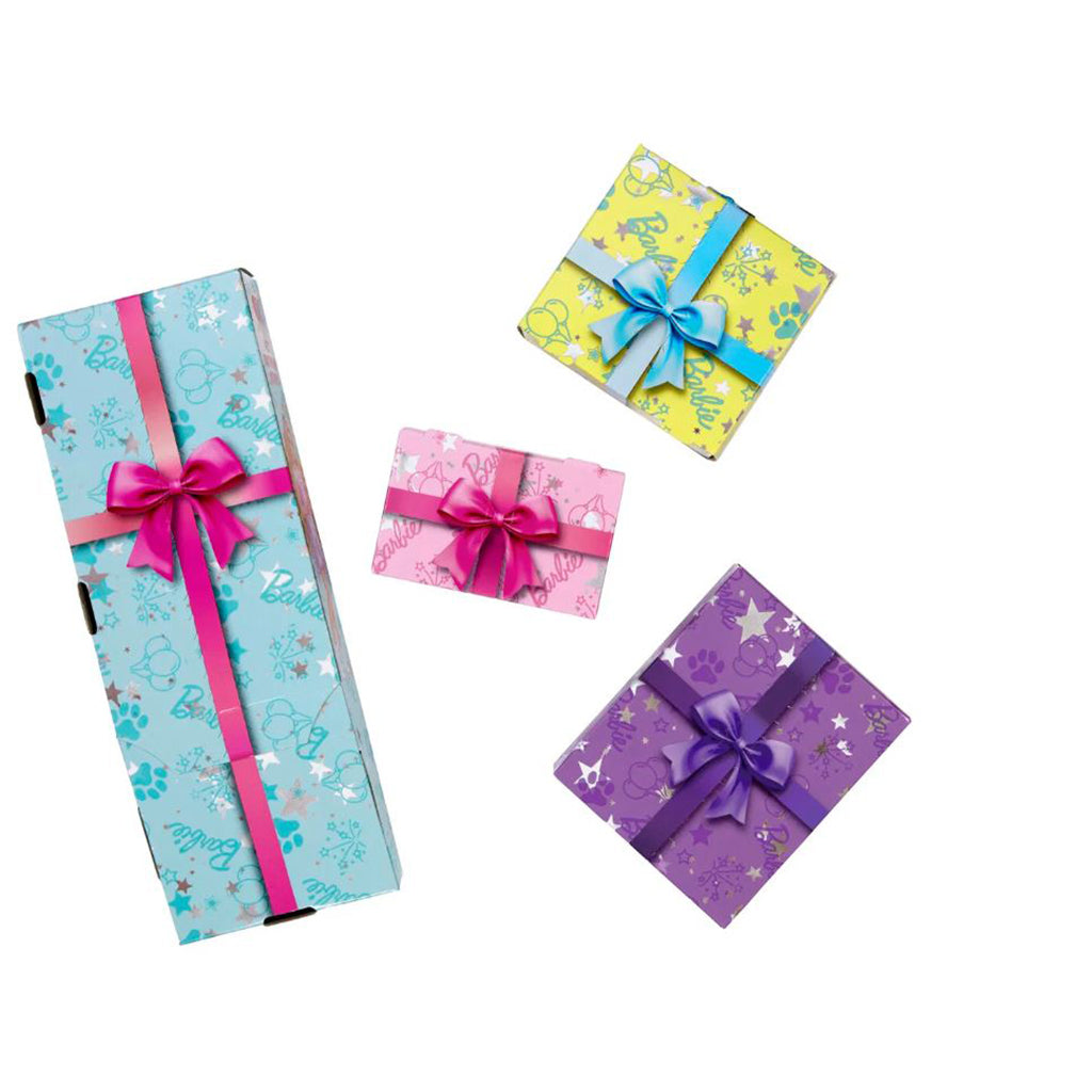 Barbie Party Unboxed docka med blont hår och 10 överraskningar