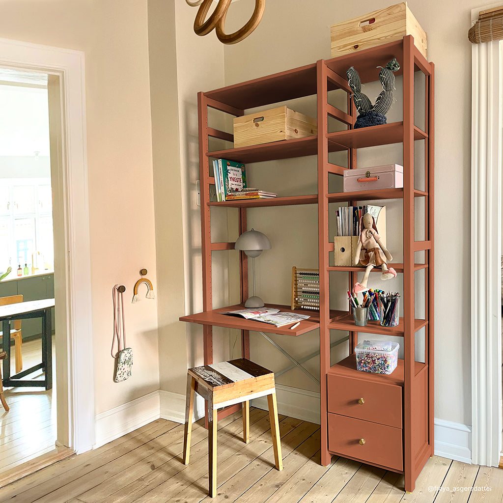 By Aulum Astrup stigereol med skrivbord, flera storlekar – Rusty