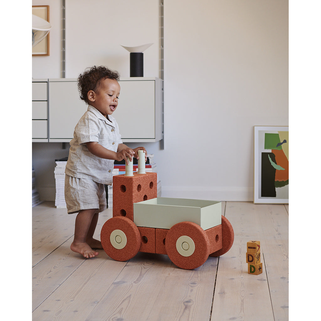 Modu 3-i-1 gåvagn, aktivitetsleksak i skum – Burnt orange/ Dusty green