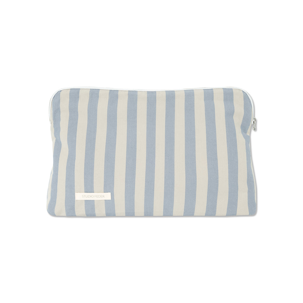 Studio Feder necessär, Celia - Pale blue stripe
