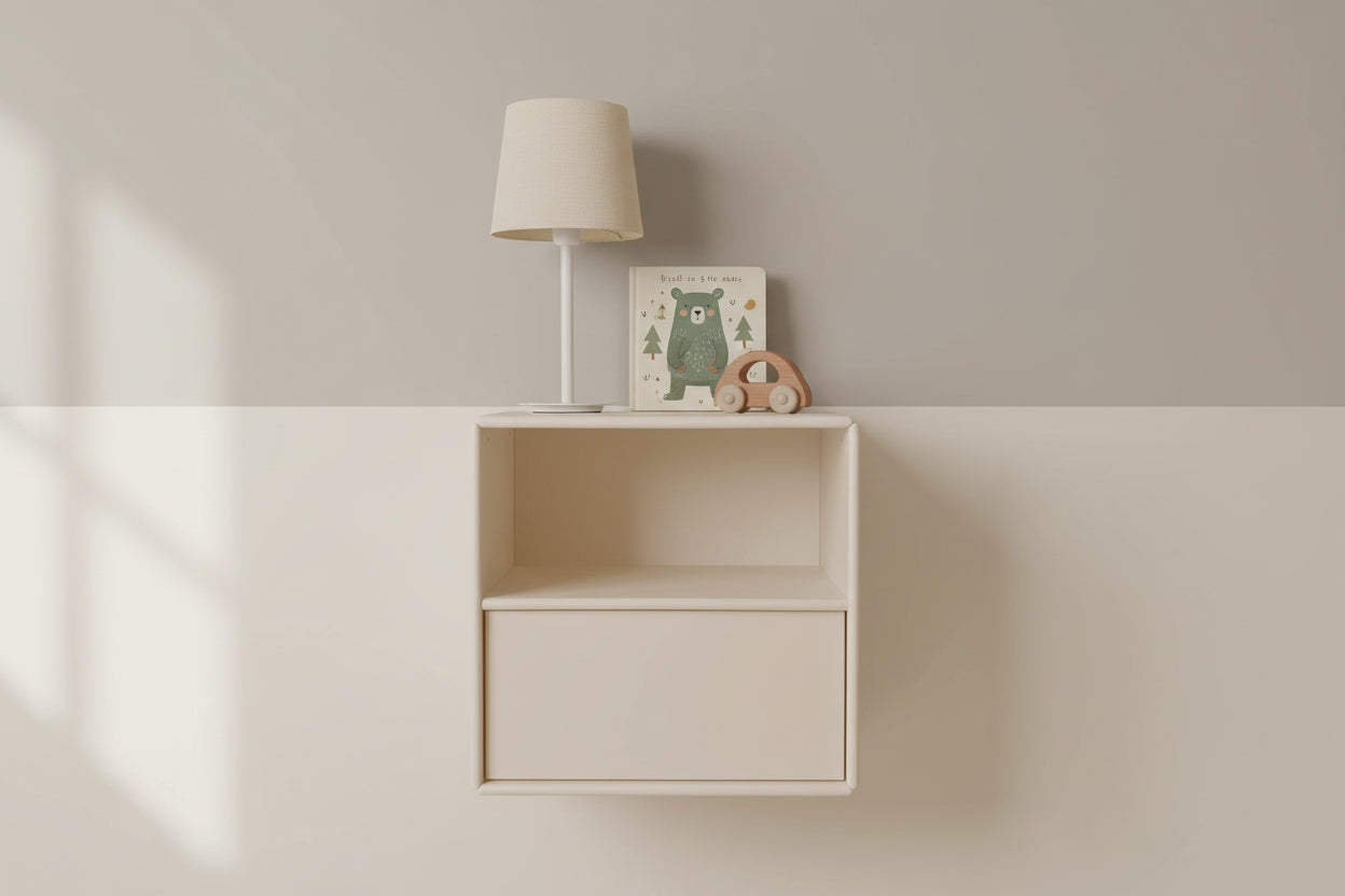 By Aulum Charlie natbord med skuffe, 40 x 40 cm - Sand