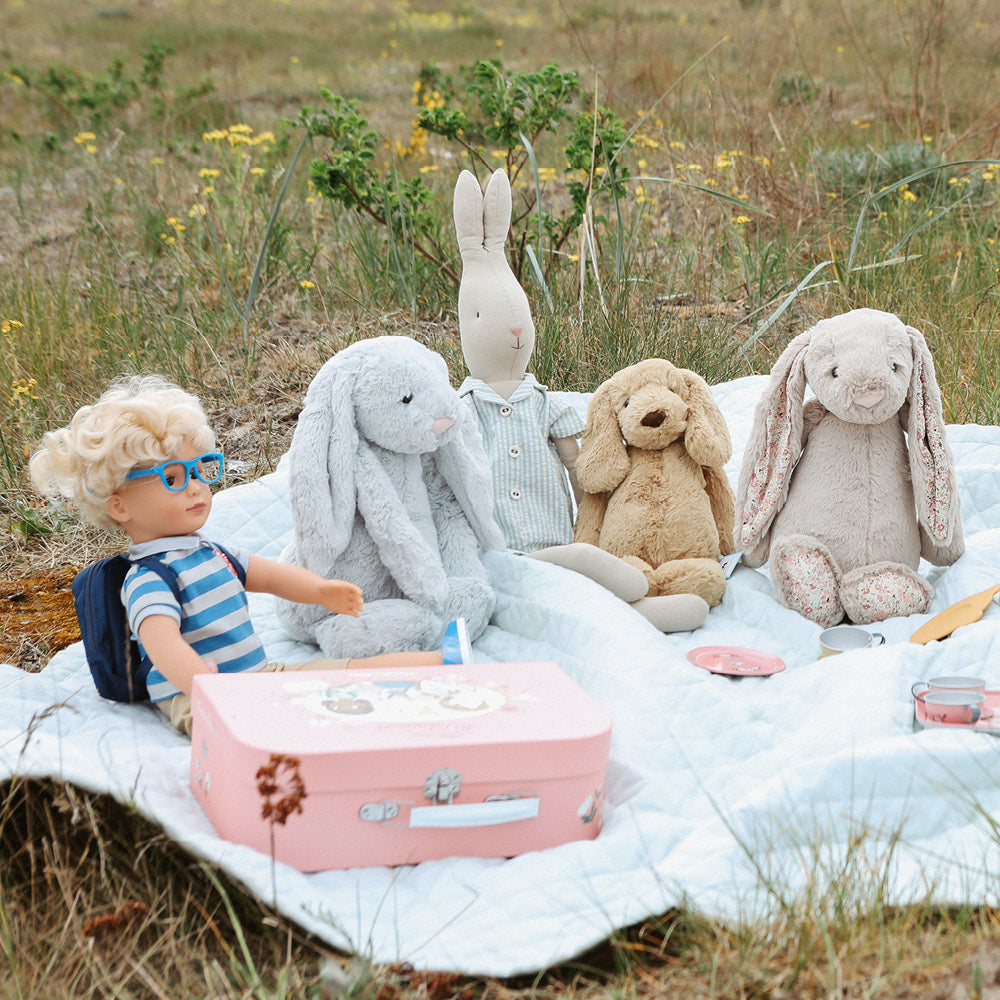 Our Generation docka, Leo med väska