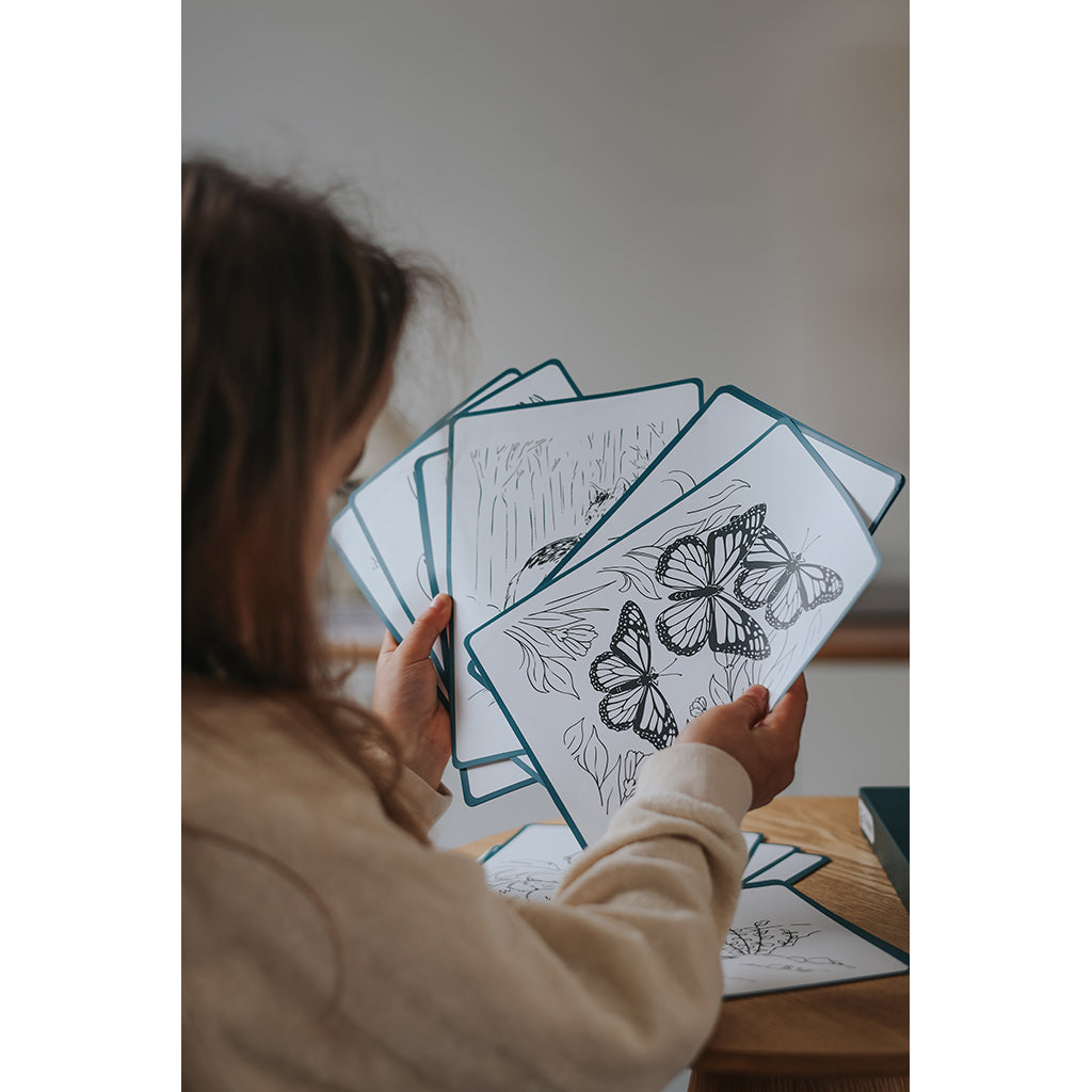 Kidywolf Kidydraw, ritbräda med ljus och mallar – Animals