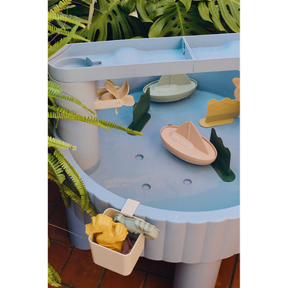 Liewood Sepp aktivitetsbord, sand- och vandleksak – Beach blue multi mix