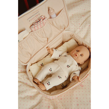 Konges Sløjd babydocka med resväska och tillbehör – Pink check