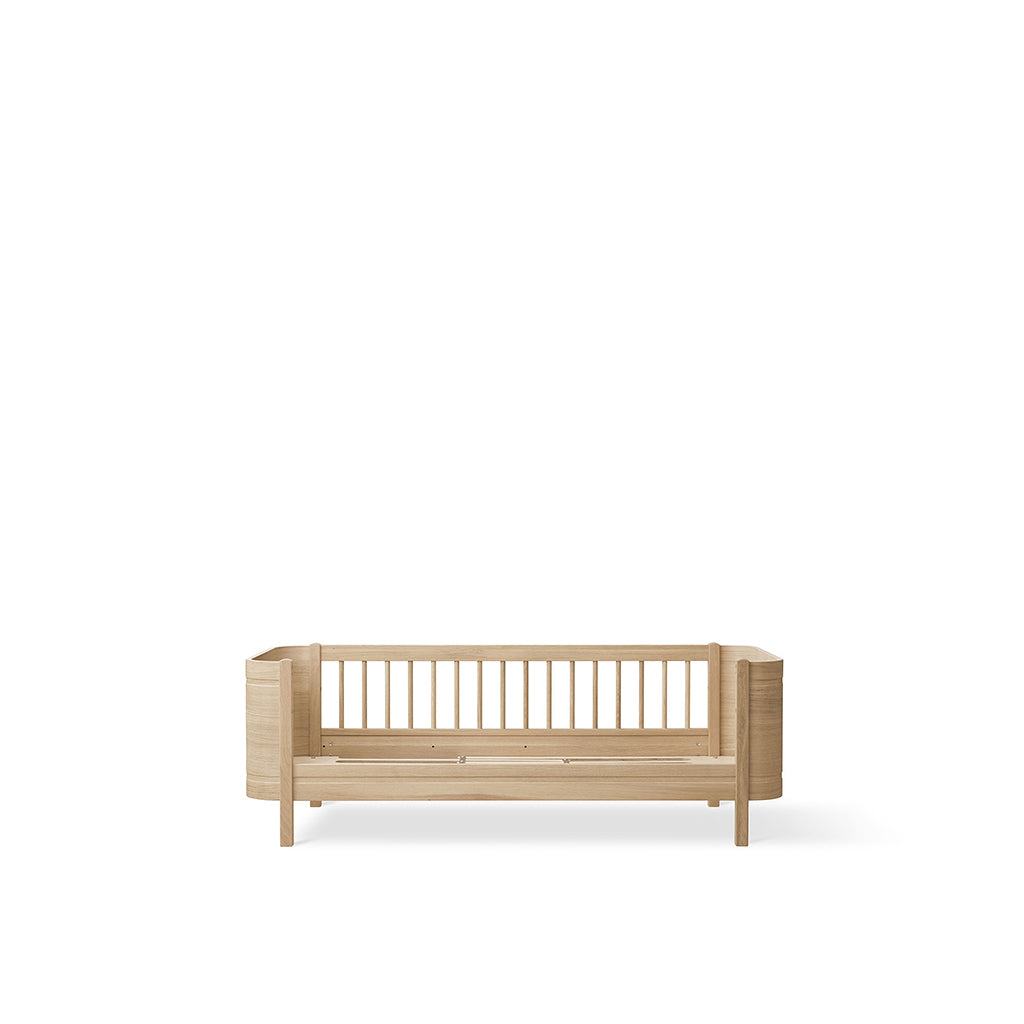 Oliver Furniture, Wood Mini+ juniorsäng – Ek (LEVERANS mitten av maj)