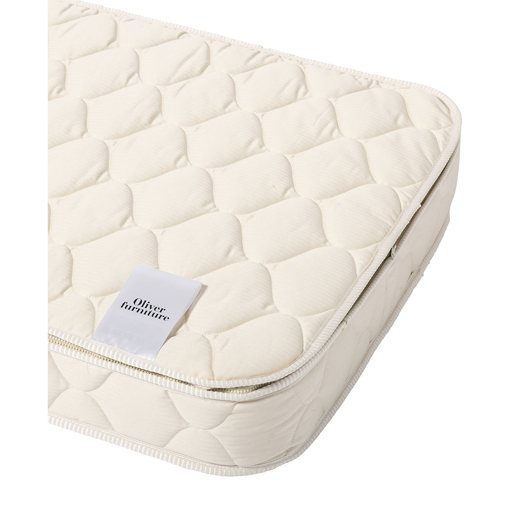 Oliver Furniture, Wood Mini+ madrass