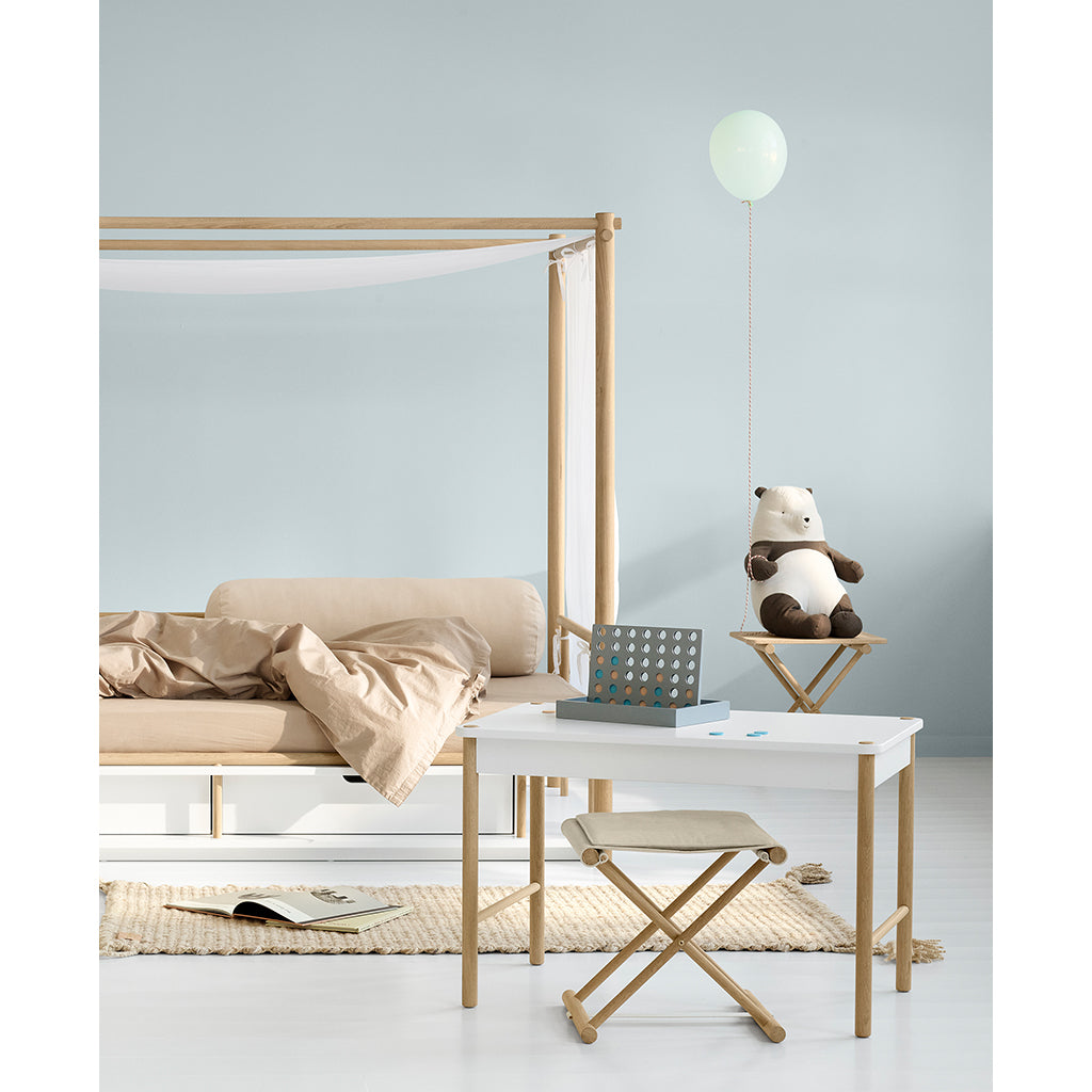 Oliver Furniture, Camp toddler leksaksbord - Vit / Ek