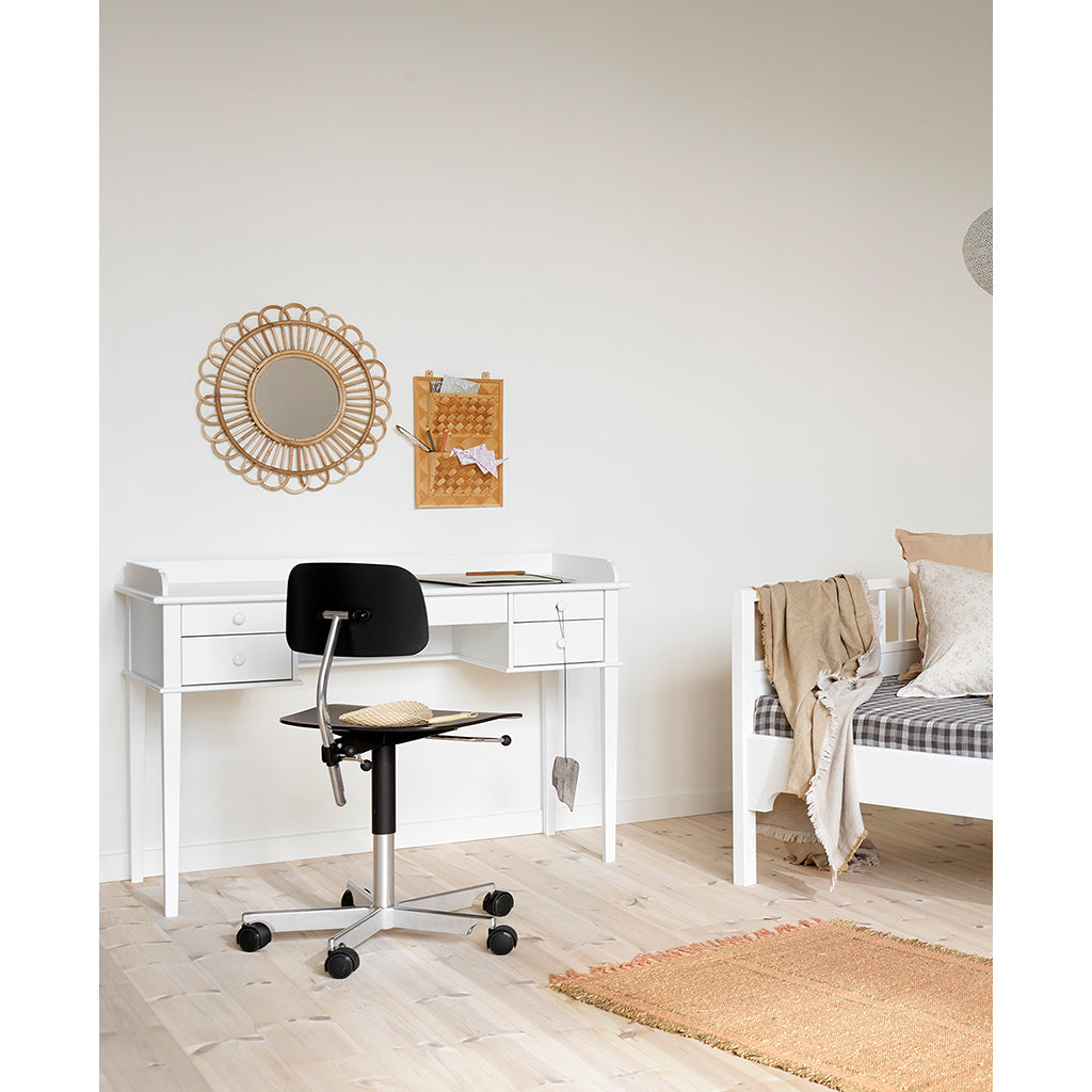 Oliver Furniture Seaside skrivbord, vuxen