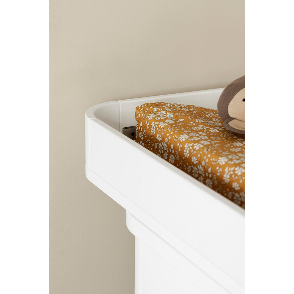 Oliver Furniture Wood skötbord med stor skiva - vit/ek