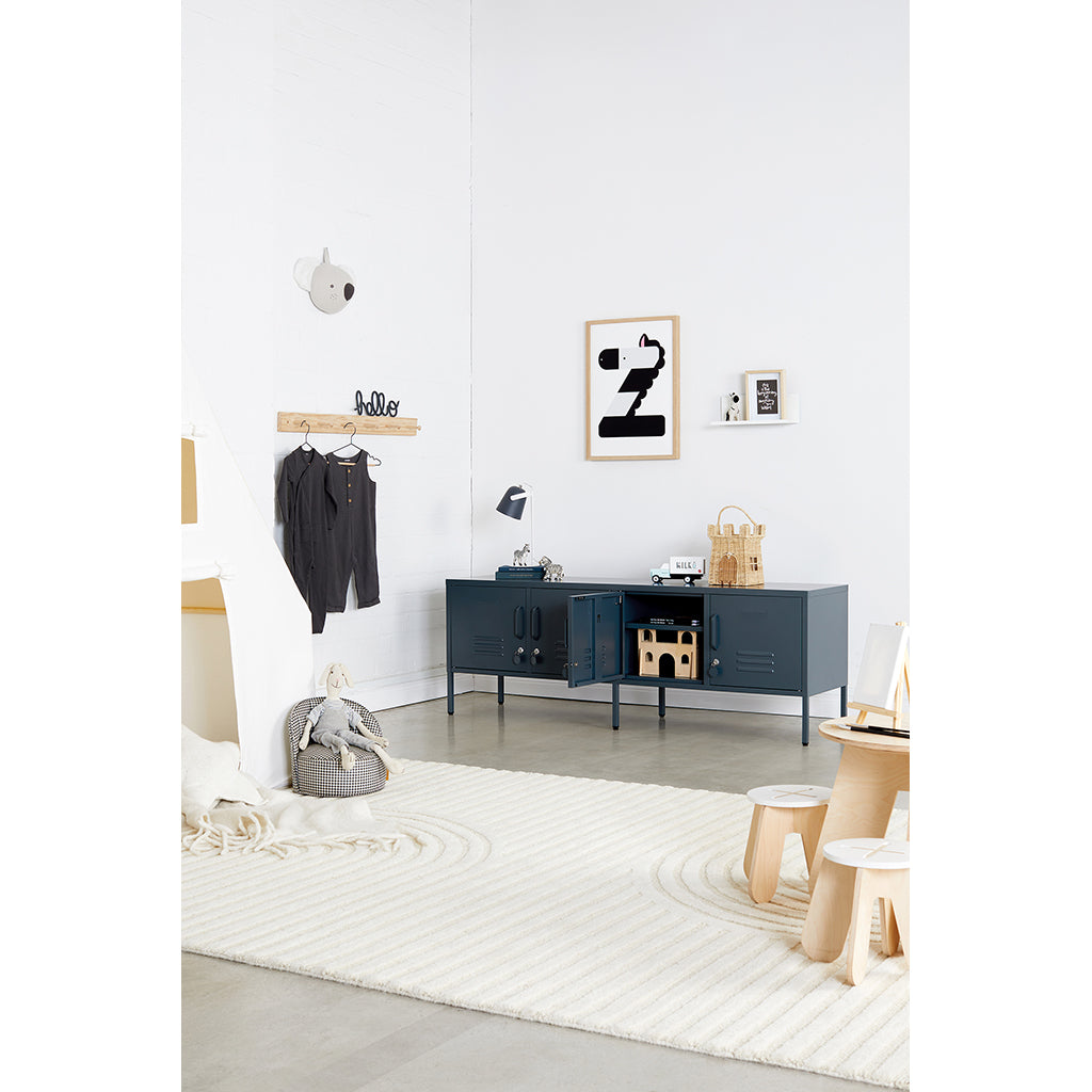 THE STANDARD IN SLATE BOX A