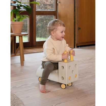 Modu Liten gåbil, aktivitetsleksak i skum, 10 delar – Sand Grey / Honey Yellow