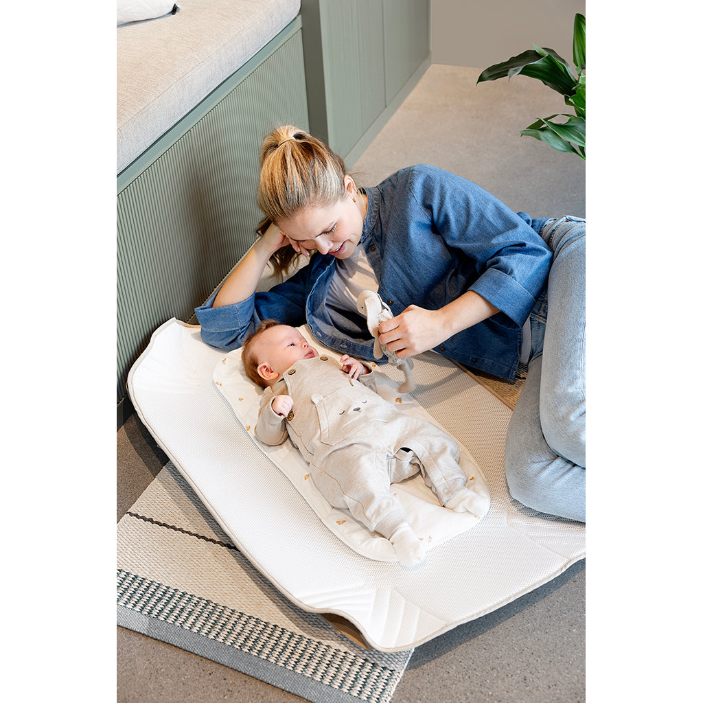 Voksi® Babylift Carry Me, Svart/Grädde