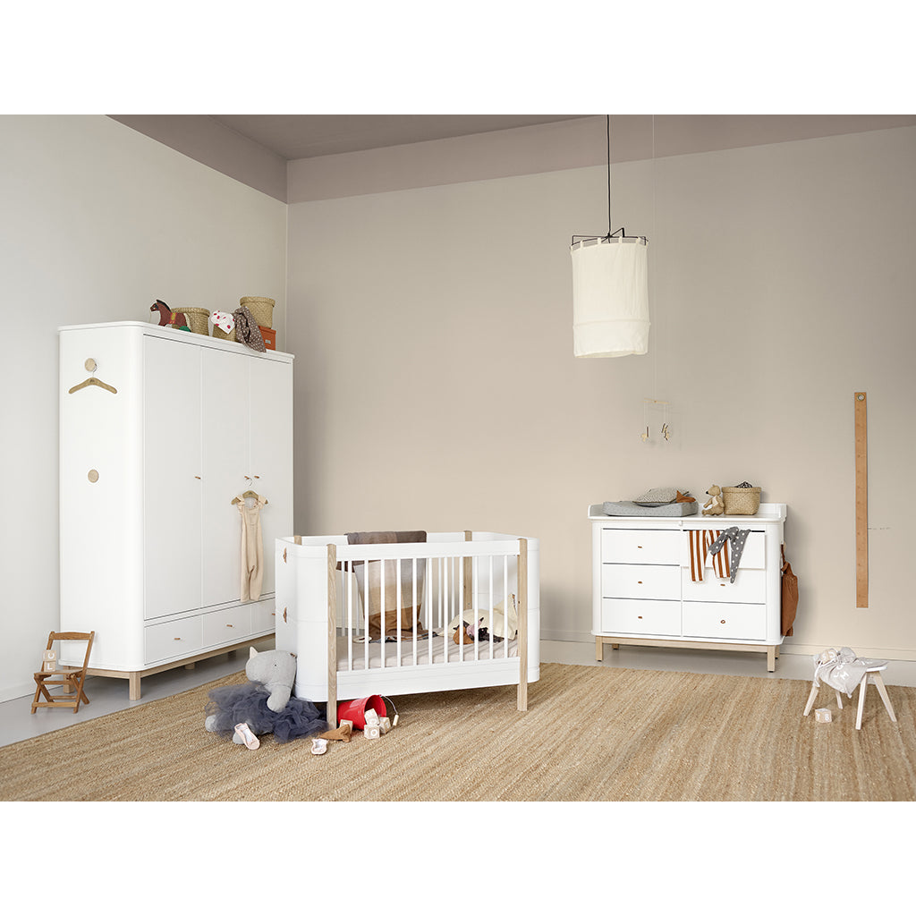 Oliver Furniture Wood garderob med 3 dörrar, vit/ek - höjd 204 cm