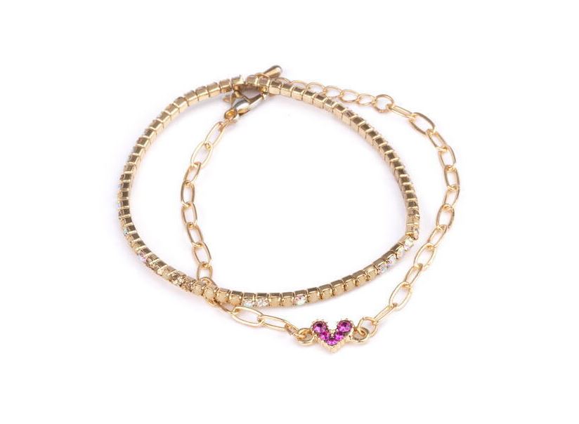 Great Pretenders, Armband med hjärta