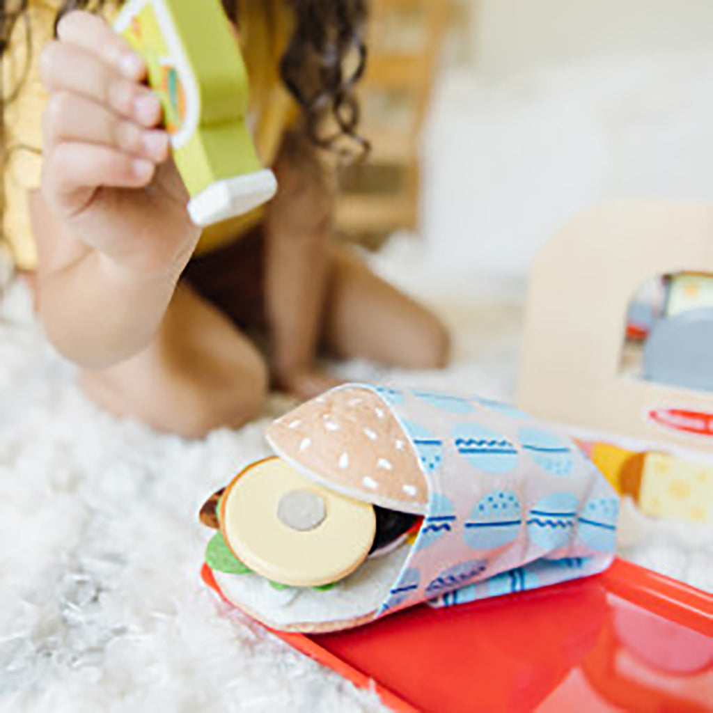 Melissa &amp; Doug träleksaksmat, Sandwichbar - 56 delar