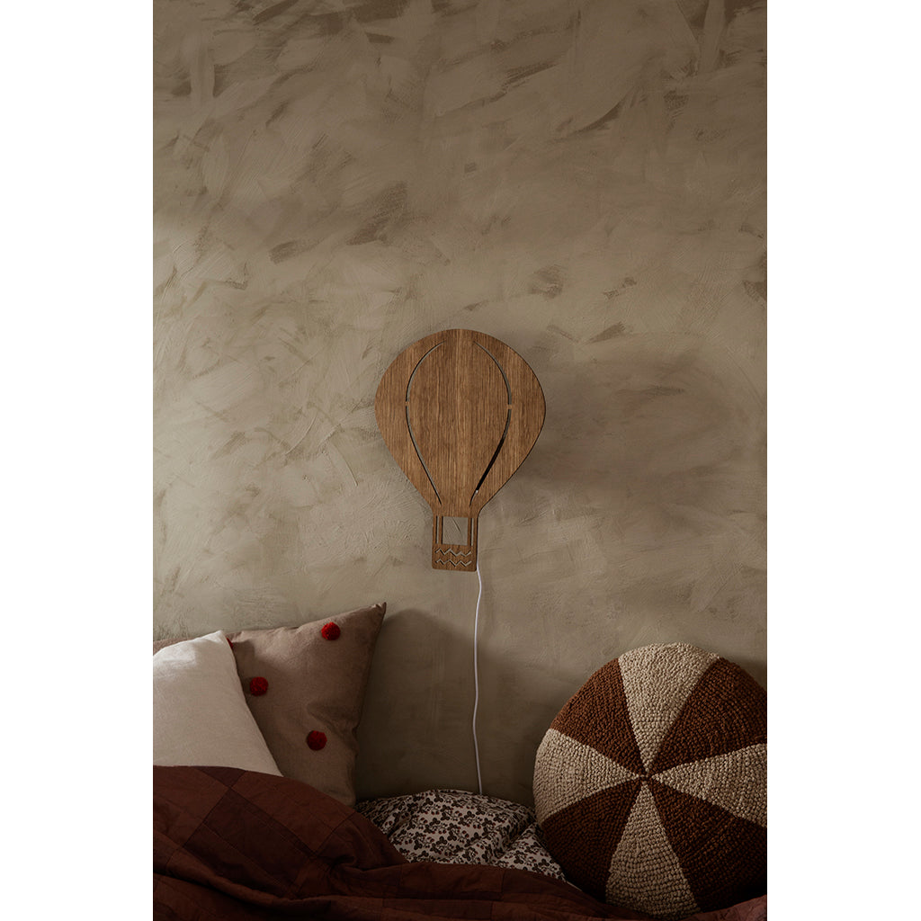 ferm Living vägglampa, Luftballong - Oljad ek