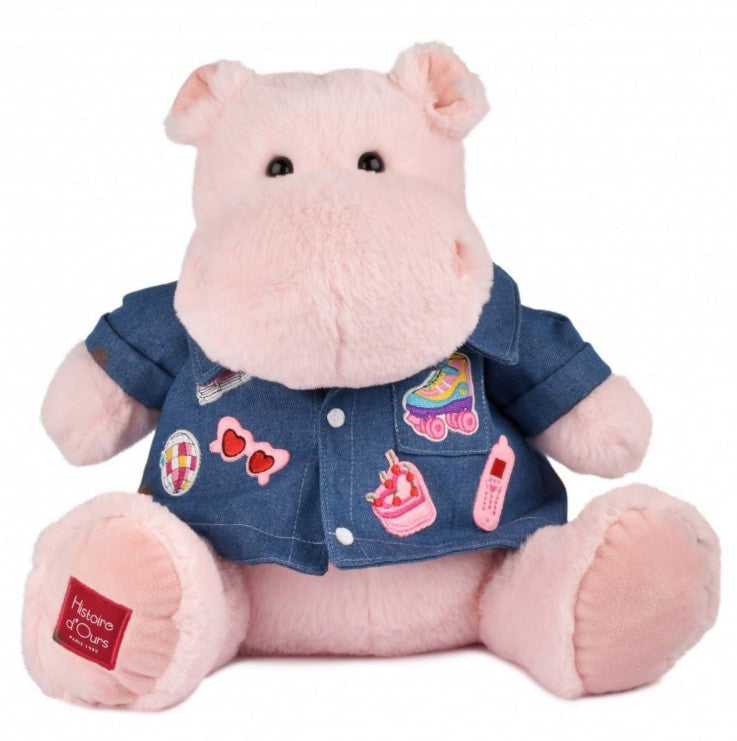 Flodhest-bamse med denimjacka, Histoire D&