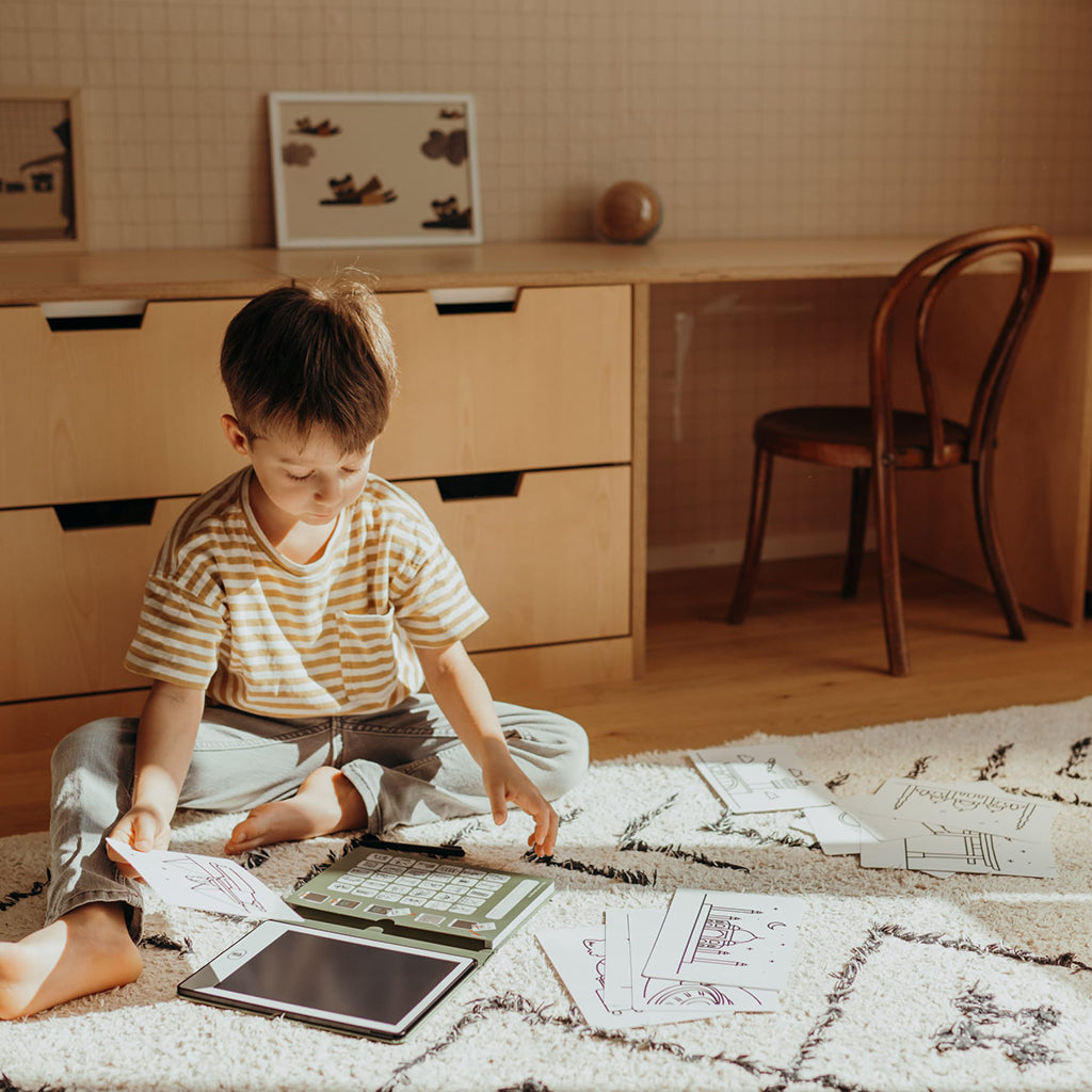 KidyDraw mini ritplatta, Resa