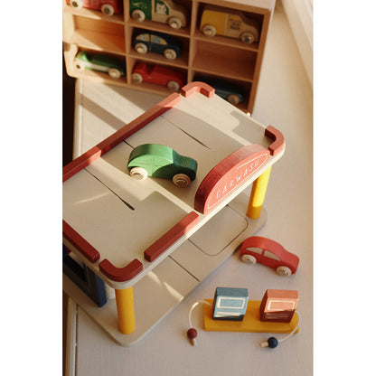 Konges Sløjd Bilgarage med biltvätt