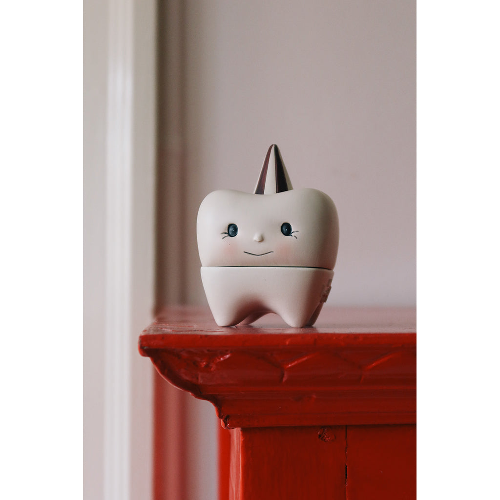 Konges Sløjd ask för mjölktänder, Off-white