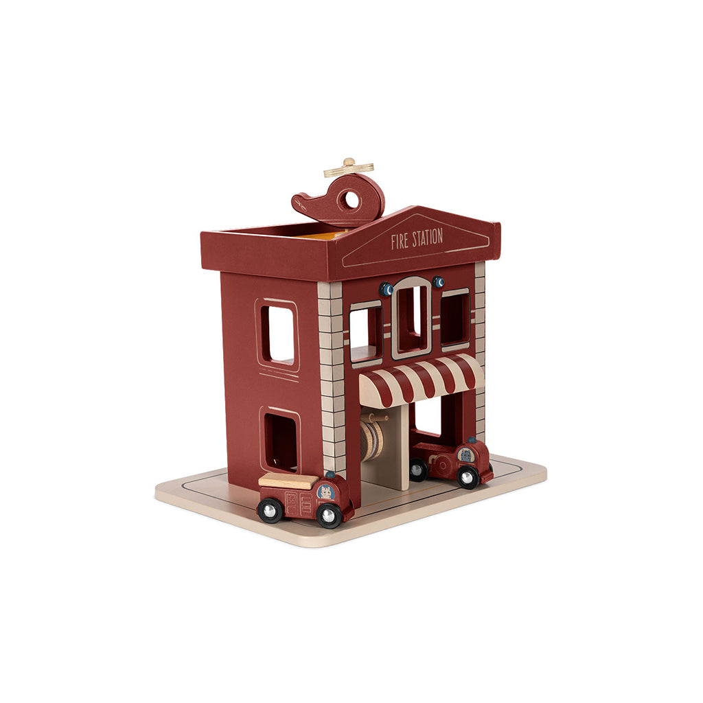 Konges Sløjd Brandstation i trä