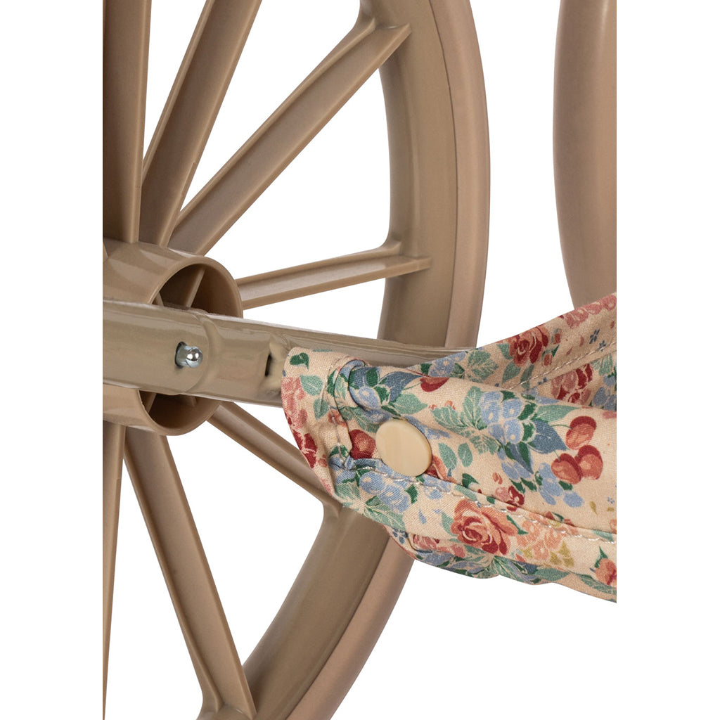 Konges Sløjd Minnie Dockvagn, Vienna