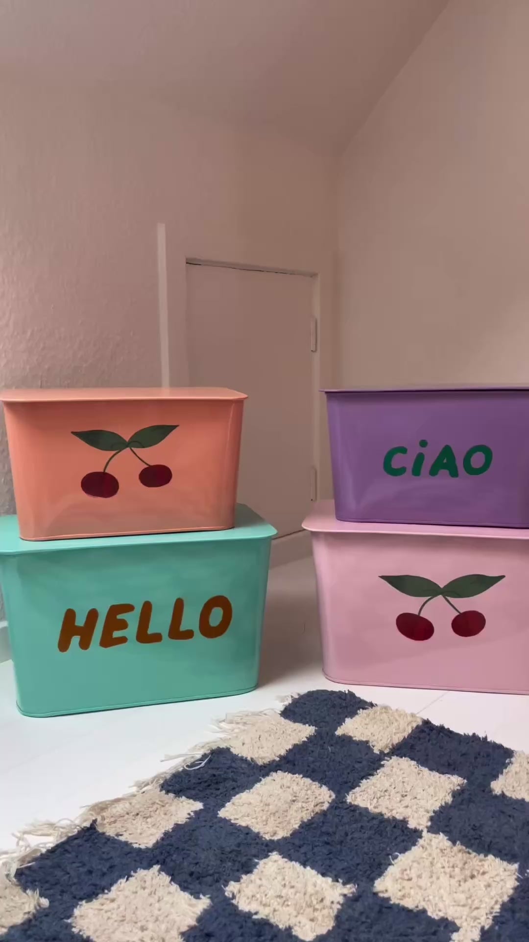 Rice Metal förvaringslådor, set med 2 st - Cherry/Ciao