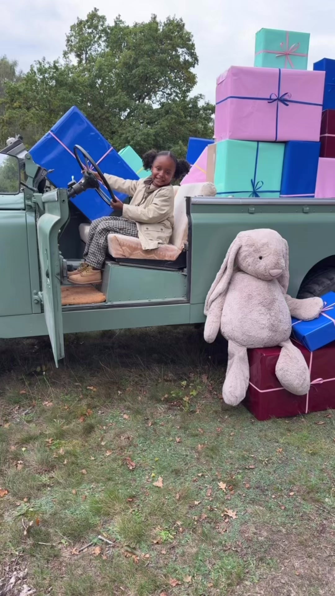 Gaveindpakning fra Lirum Larum Leg