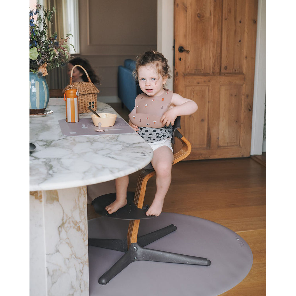 Noui Noui Golvmatta, stolunderlägg, rund – Cocoa