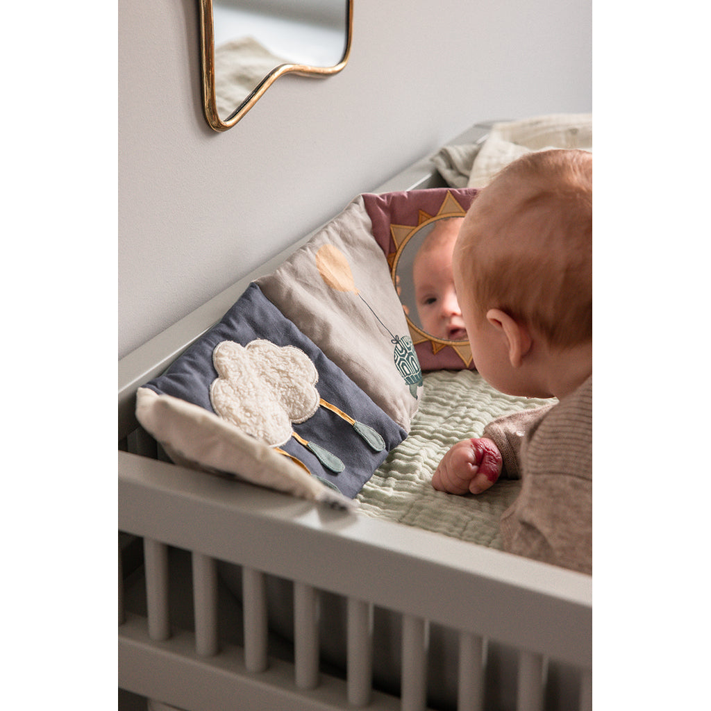 Sebra Aktivitetsbok, tyg - World of Sebra