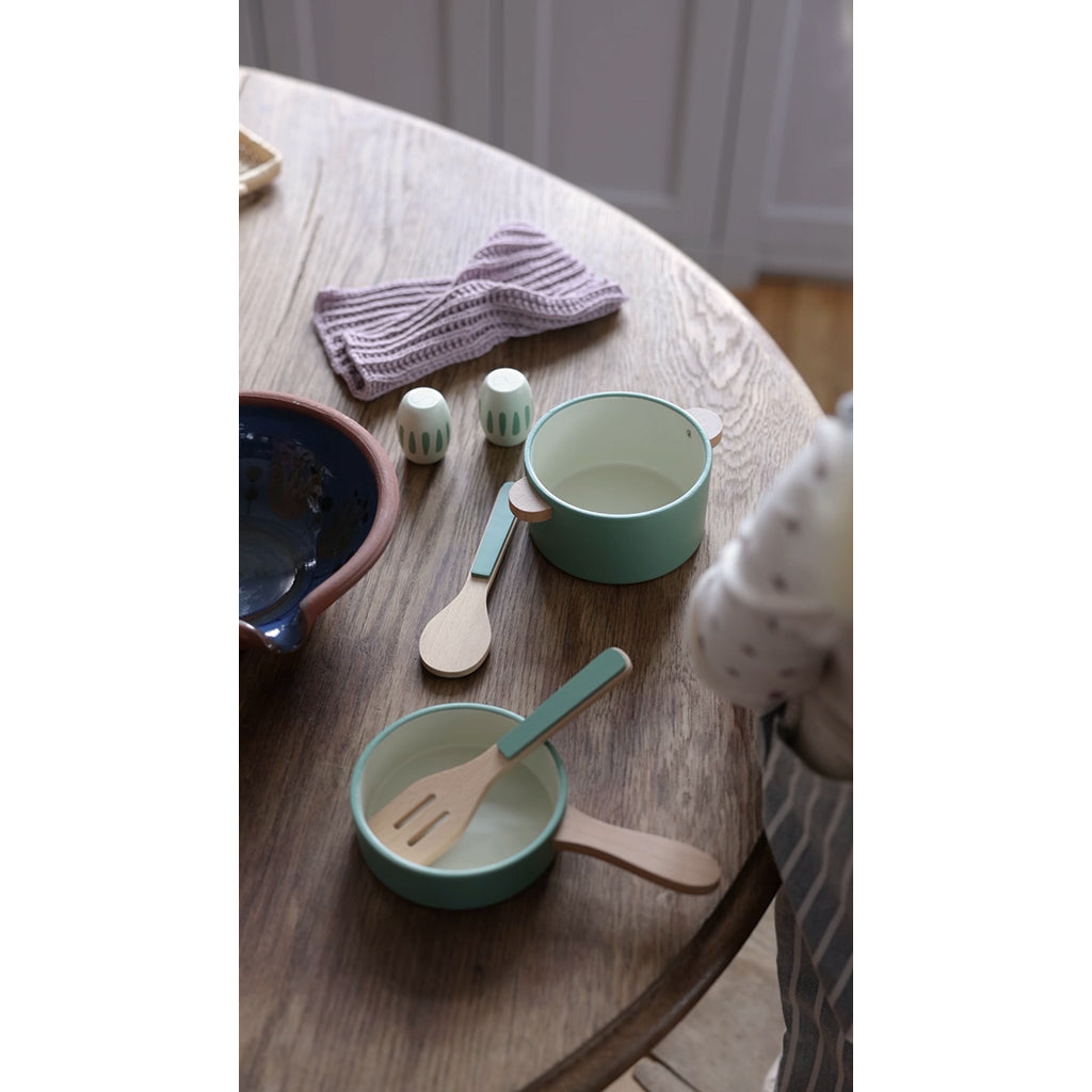 Sebra köksredskap i trä, Kastrull- och stekpanneset