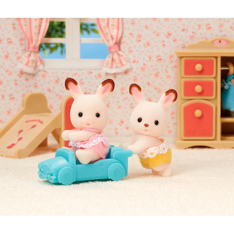 Sylvanian Families, Familjen Chokladkanin-tvillingar - ljusblå gokart