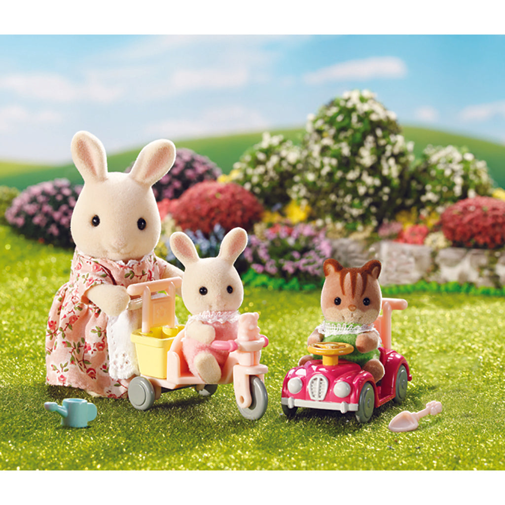 Sylvanian Families, Trehjulig cykel och 3 figurer