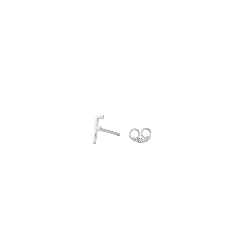 Design Letters Örhängen, örstift med Arne Jacobsen bokstav - Silver A-Z