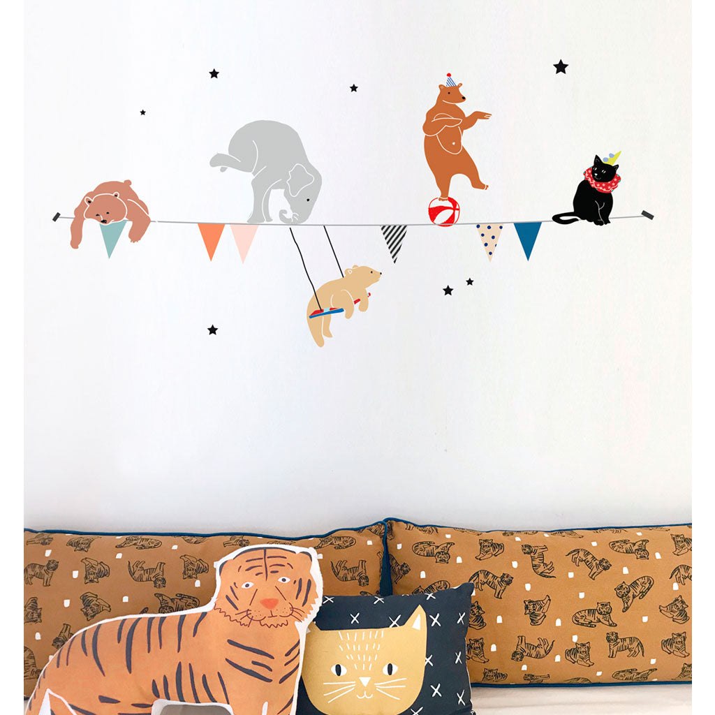 Mimi Lou wallsticker, Guirlande Cirque
