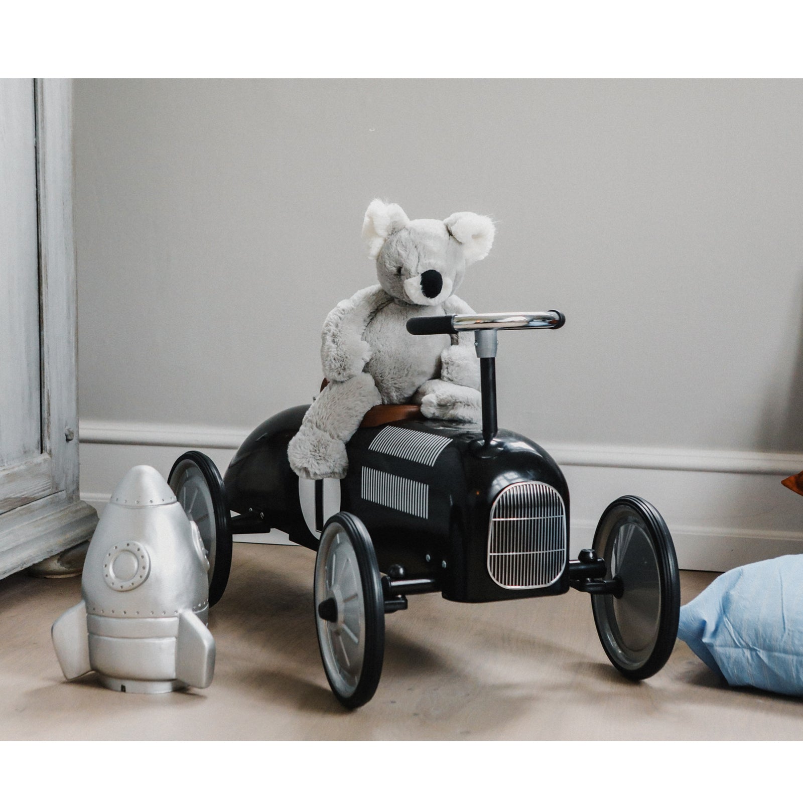 Goki gåbil i metall, svart