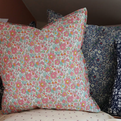 Lirum Larum Leg Mini, Liberty kudde, 50 x 50 cm - Ofelia