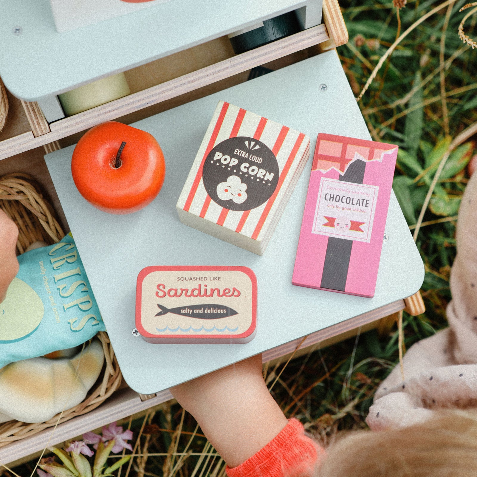 Tender Leaf, Träleksaker - Livsmedelsprodukter