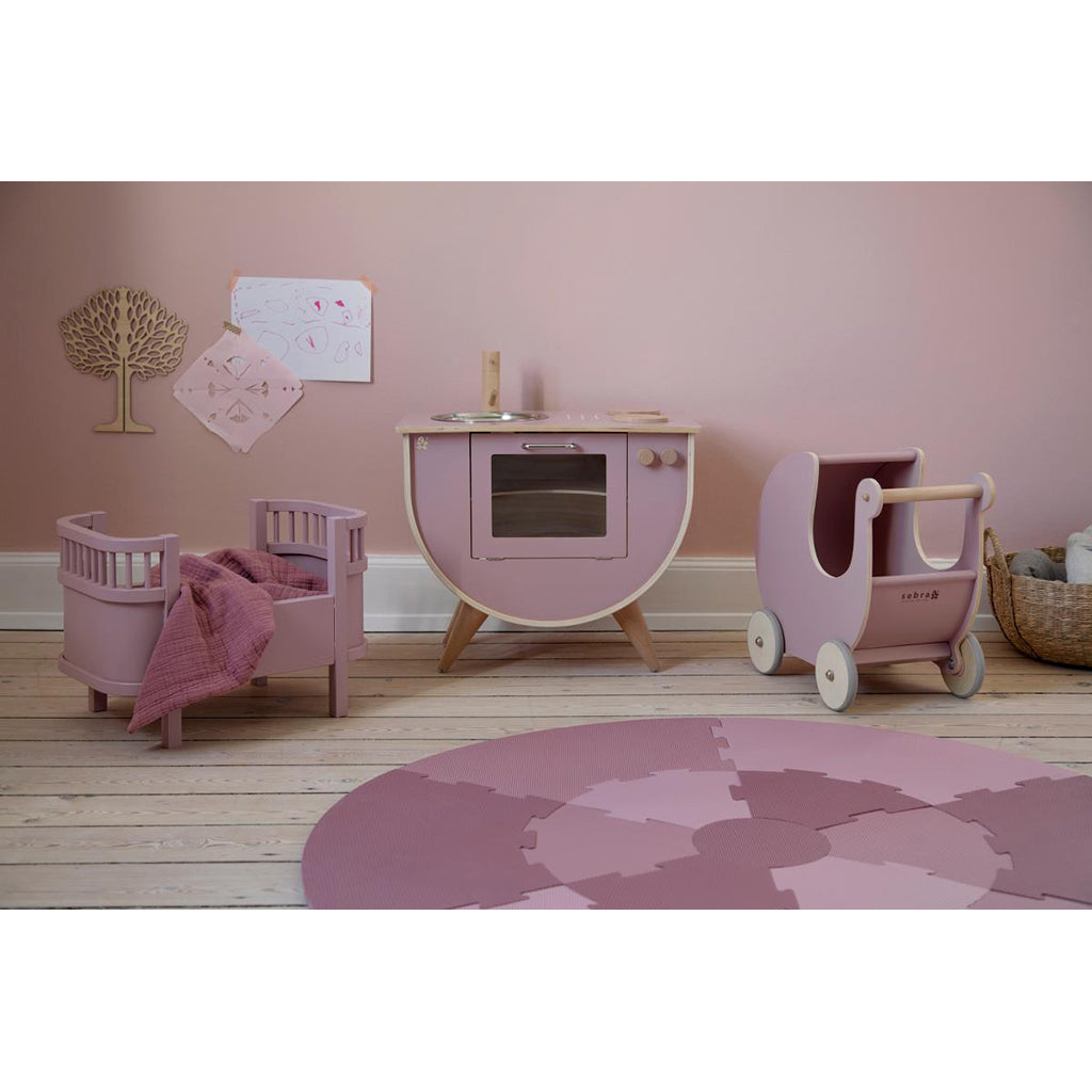 Sebra dockvagn i trä, Blossom Pink