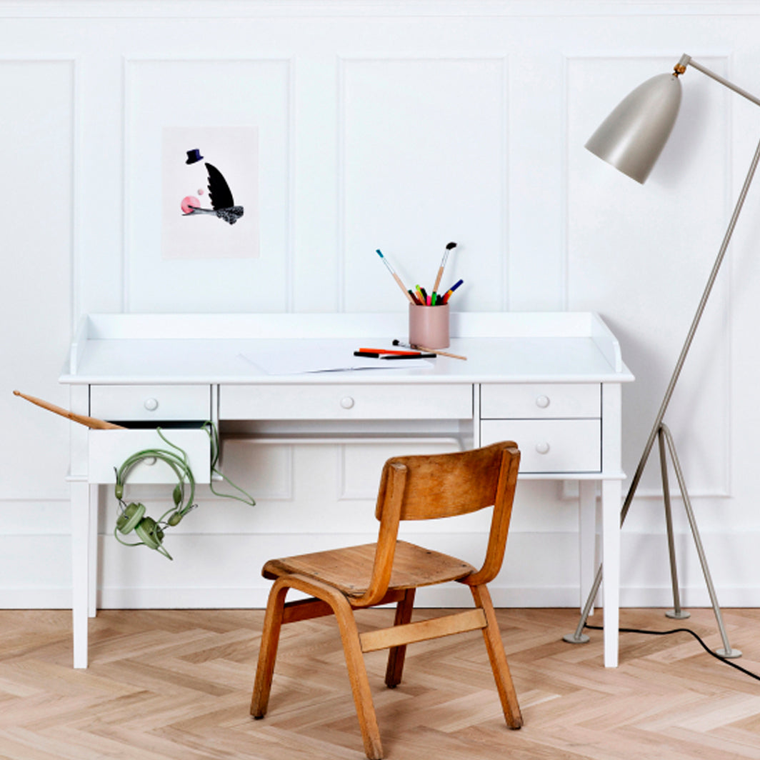 Oliver Furniture, Vuxenben till Seaside skrivbord