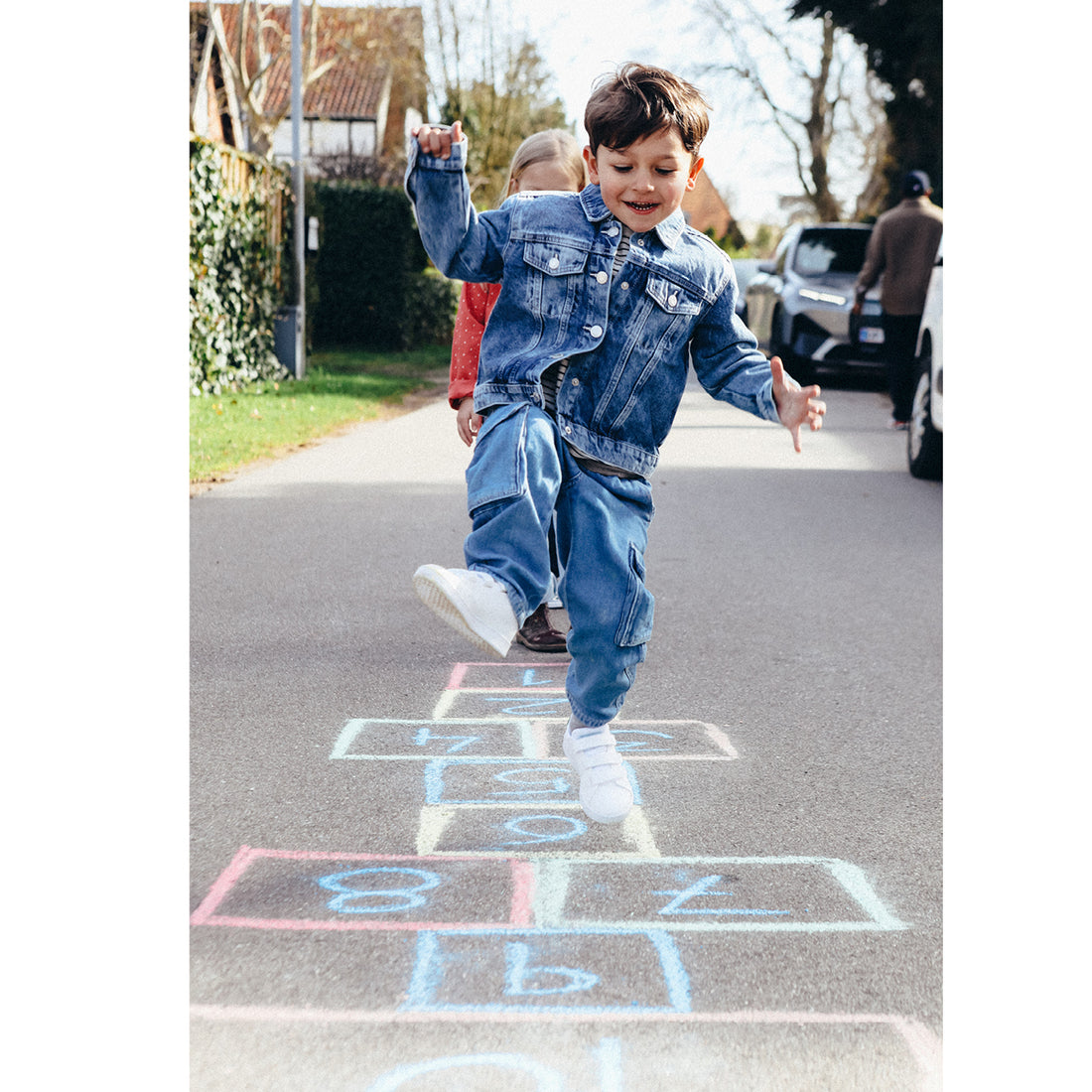 SES Creative Gatukritor i hink