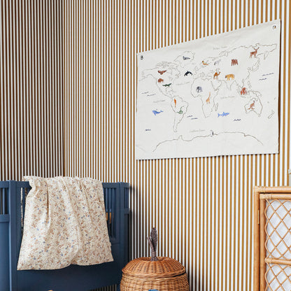 ferm Living väggbonad/tygbild, The World – off-white